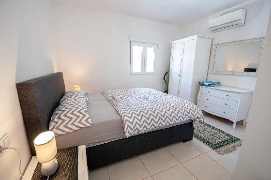 Villa in Benissa(San Jaime) zu verkaufen, Zona de estar 240 m², Klimaanlage, 6 Schlafzimmer, 3 Badezimmer, Pool, ref.: COB-3449-10535-9