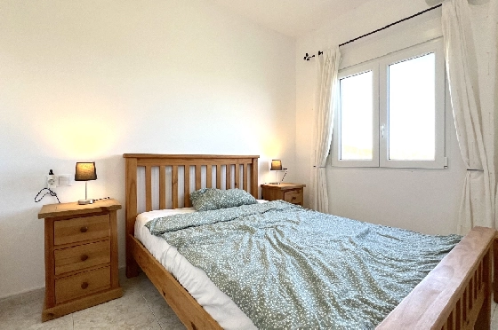 Reihenhaus-Mitte in Pedreguer(Monte Pedreguer) zu verkaufen, Zona de estar 90 m², Baujahr 2002, Zustand gepflegt, + KLIMA, Klimaanlage, Terreno 109 m², 2 Schlafzimmer, 1 Badezimmer, Pool, ref.: AS-0724-16