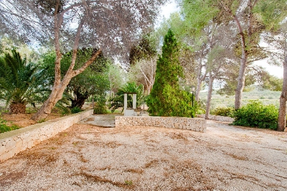 Finca in Gata de Gorgos zu verkaufen, Zona de estar 450 m², Baujahr 1900, + Ofen, Klimaanlage, Terreno 20000 m², 4 Schlafzimmer, 2 Badezimmer, Pool, ref.: AM-11846DA-15