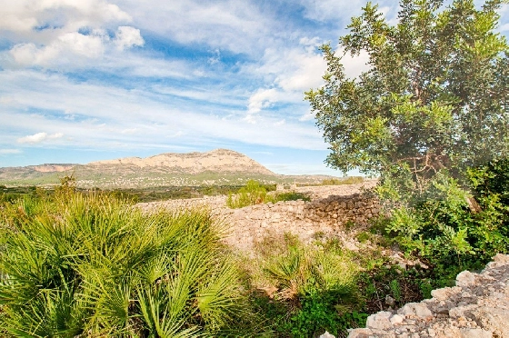 Finca in Gata de Gorgos zu verkaufen, Zona de estar 450 m², Baujahr 1900, + Ofen, Klimaanlage, Terreno 20000 m², 4 Schlafzimmer, 2 Badezimmer, Pool, ref.: AM-11846DA-18