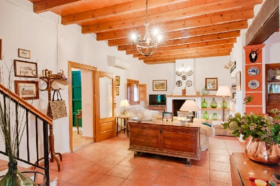 Finca in Gata de Gorgos zu verkaufen, Zona de estar 450 m², Baujahr 1900, + Ofen, Klimaanlage, Terreno 20000 m², 4 Schlafzimmer, 2 Badezimmer, Pool, ref.: AM-11846DA-26