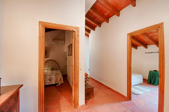 Finca in Gata de Gorgos zu verkaufen, Zona de estar 450 m², Baujahr 1900, + Ofen, Klimaanlage, Terreno 20000 m², 4 Schlafzimmer, 2 Badezimmer, Pool, ref.: AM-11846DA-35