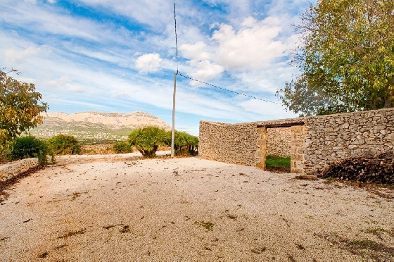 Finca in Gata de Gorgos zu verkaufen, Zona de estar 450 m², Baujahr 1900, + Ofen, Klimaanlage, Terreno 20000 m², 4 Schlafzimmer, 2 Badezimmer, Pool, ref.: AM-11846DA-49