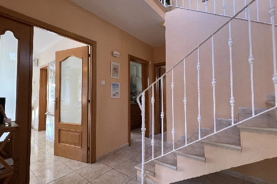 Villa in Gata de Gorgos(Monte Pedreguer) zur Ferienvermietung, Zona de estar 180 m², Baujahr 2006, + Ofen, Klimaanlage, Terreno 600 m², 3 Schlafzimmer, 3 Badezimmer, Pool, ref.: T-0624-10