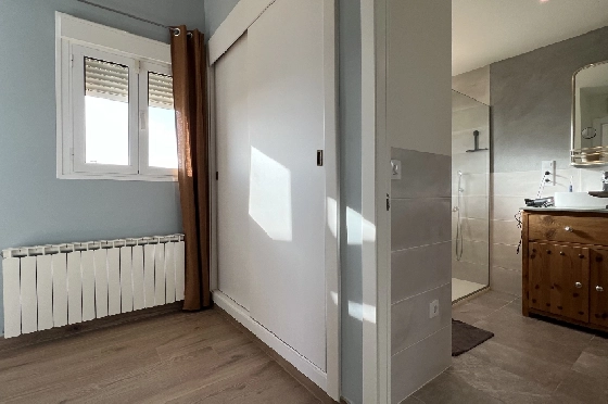 Villa in Gata de Gorgos(Monte Pedreguer) zur Ferienvermietung, Zona de estar 180 m², Baujahr 2006, + Ofen, Klimaanlage, Terreno 600 m², 3 Schlafzimmer, 3 Badezimmer, Pool, ref.: T-0624-17