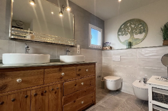Villa in Gata de Gorgos(Monte Pedreguer) zur Ferienvermietung, Zona de estar 180 m², Baujahr 2006, + Ofen, Klimaanlage, Terreno 600 m², 3 Schlafzimmer, 3 Badezimmer, Pool, ref.: T-0624-22