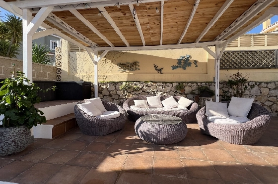Villa in Gata de Gorgos(Monte Pedreguer) zur Ferienvermietung, Zona de estar 180 m², Baujahr 2006, + Ofen, Klimaanlage, Terreno 600 m², 3 Schlafzimmer, 3 Badezimmer, Pool, ref.: T-0624-33