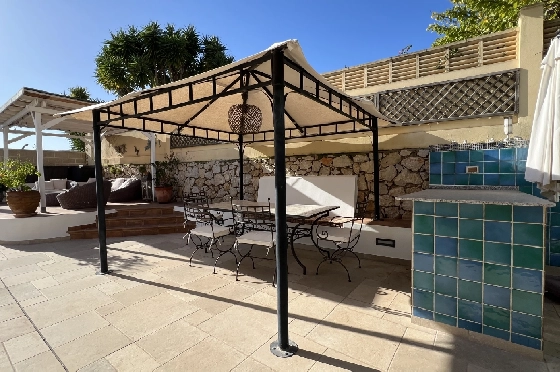 Villa in Gata de Gorgos(Monte Pedreguer) zur Ferienvermietung, Zona de estar 180 m², Baujahr 2006, + Ofen, Klimaanlage, Terreno 600 m², 3 Schlafzimmer, 3 Badezimmer, Pool, ref.: T-0624-34