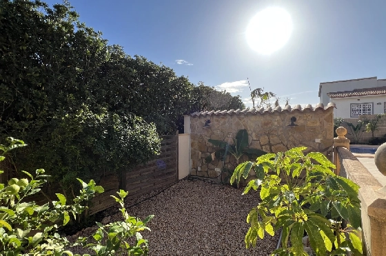 Villa in Gata de Gorgos(Monte Pedreguer) zur Ferienvermietung, Zona de estar 180 m², Baujahr 2006, + Ofen, Klimaanlage, Terreno 600 m², 3 Schlafzimmer, 3 Badezimmer, Pool, ref.: T-0624-42