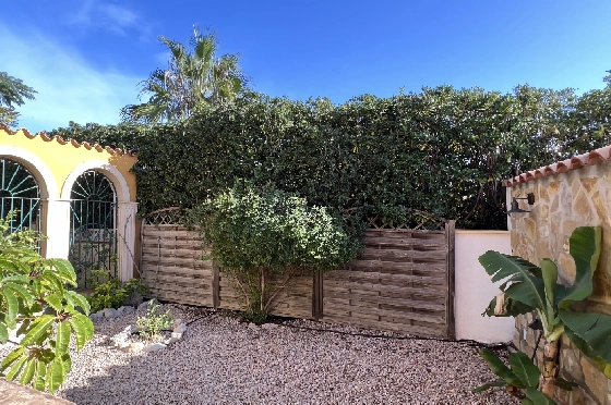 Villa in Gata de Gorgos(Monte Pedreguer) zur Ferienvermietung, Zona de estar 180 m², Baujahr 2006, + Ofen, Klimaanlage, Terreno 600 m², 3 Schlafzimmer, 3 Badezimmer, Pool, ref.: T-0624-43
