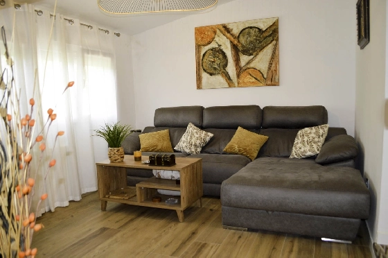 Villa in Denia zu verkaufen, Zona de estar 121 m², Klimaanlage, Terreno 623 m², 4 Schlafzimmer, 2 Badezimmer, Pool, ref.: CO-C25935-22