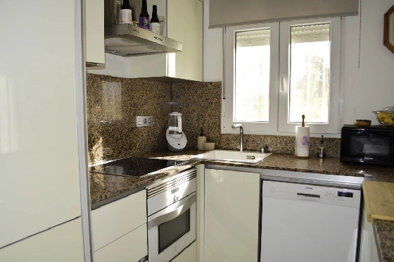 Villa in Denia zu verkaufen, Zona de estar 121 m², Klimaanlage, Terreno 623 m², 4 Schlafzimmer, 2 Badezimmer, Pool, ref.: CO-C25935-24