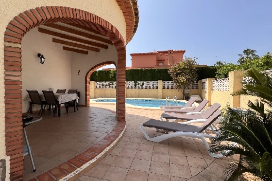 Villa in Els Poblets zu verkaufen, Zona de estar 125 m², Baujahr 2004, Zustand gepflegt, + KLIMA, Klimaanlage, Terreno 400 m², 3 Schlafzimmer, 3 Badezimmer, Pool, ref.: RG-0525-2