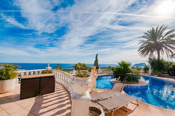 Villa in Moraira zu verkaufen, Zona de estar 300 m², Baujahr 1984, Klimaanlage, Terreno 1615 m², 3 Schlafzimmer, 2 Badezimmer, Pool, ref.: AM-12279DA-13