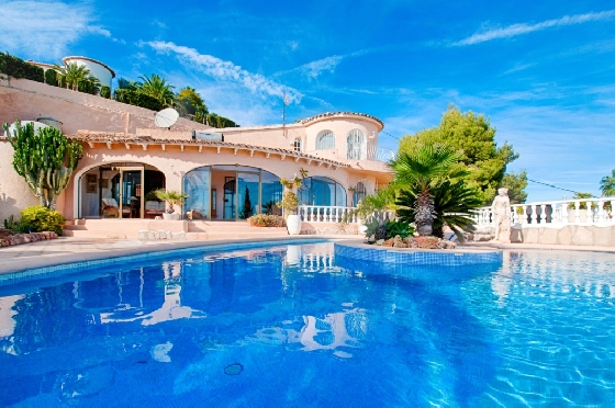 Villa in Moraira zu verkaufen, Zona de estar 300 m², Baujahr 1984, Klimaanlage, Terreno 1615 m², 3 Schlafzimmer, 2 Badezimmer, Pool, ref.: AM-12279DA-14