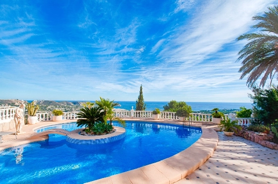 Villa in Moraira zu verkaufen, Zona de estar 300 m², Baujahr 1984, Klimaanlage, Terreno 1615 m², 3 Schlafzimmer, 2 Badezimmer, Pool, ref.: AM-12279DA-16