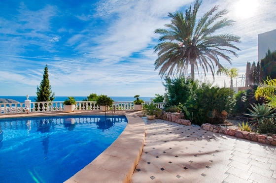 Villa in Moraira zu verkaufen, Zona de estar 300 m², Baujahr 1984, Klimaanlage, Terreno 1615 m², 3 Schlafzimmer, 2 Badezimmer, Pool, ref.: AM-12279DA-17