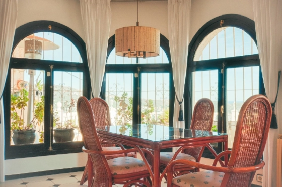 Villa in Moraira zu verkaufen, Zona de estar 300 m², Baujahr 1984, Klimaanlage, Terreno 1615 m², 3 Schlafzimmer, 2 Badezimmer, Pool, ref.: AM-12279DA-28