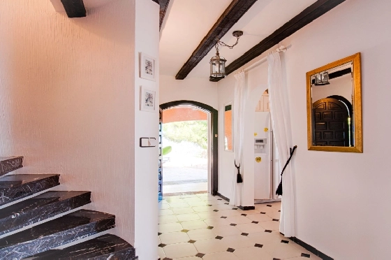 Villa in Moraira zu verkaufen, Zona de estar 300 m², Baujahr 1984, Klimaanlage, Terreno 1615 m², 3 Schlafzimmer, 2 Badezimmer, Pool, ref.: AM-12279DA-35