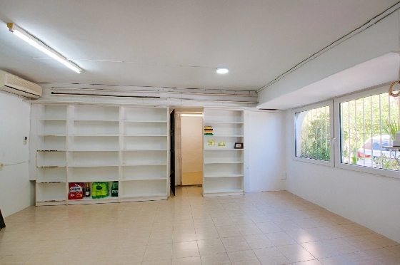 Villa in Moraira zu verkaufen, Zona de estar 300 m², Baujahr 1984, Klimaanlage, Terreno 1615 m², 3 Schlafzimmer, 2 Badezimmer, Pool, ref.: AM-12279DA-40