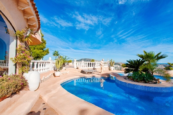Villa in Moraira zu verkaufen, Zona de estar 300 m², Baujahr 1984, Klimaanlage, Terreno 1615 m², 3 Schlafzimmer, 2 Badezimmer, Pool, ref.: AM-12279DA-5