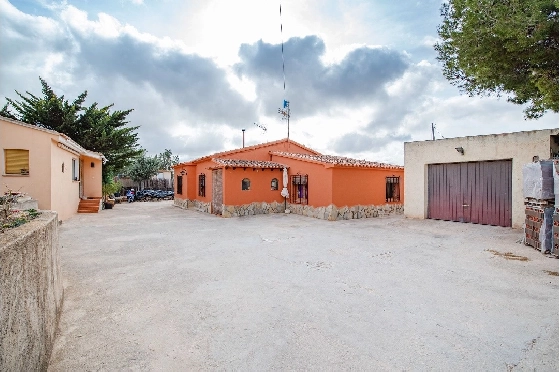 Finca in Benissa zu verkaufen, Zona de estar 212 m², Baujahr 1978, Klimaanlage, Terreno 2640 m², 4 Schlafzimmer, 1 Badezimmer, Pool, ref.: AM-12447DR-2