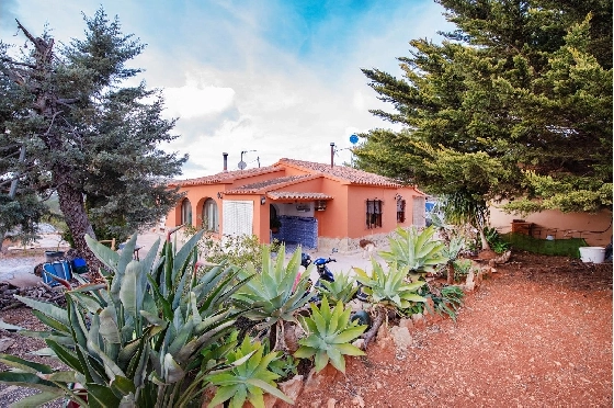 Finca in Benissa zu verkaufen, Zona de estar 212 m², Baujahr 1978, Klimaanlage, Terreno 2640 m², 4 Schlafzimmer, 1 Badezimmer, Pool, ref.: AM-12447DR-32