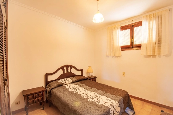 Villa in Benissa(La Fustera) zu verkaufen, Zona de estar 312 m², Baujahr 1978, Klimaanlage, Terreno 2669 m², 6 Schlafzimmer, 2 Badezimmer, Pool, ref.: AM-12452DA-28