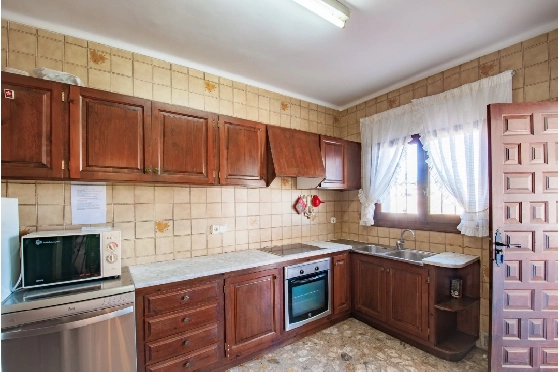 Villa in Benissa(La Fustera) zu verkaufen, Zona de estar 312 m², Baujahr 1978, Klimaanlage, Terreno 2669 m², 6 Schlafzimmer, 2 Badezimmer, Pool, ref.: AM-12452DA-38