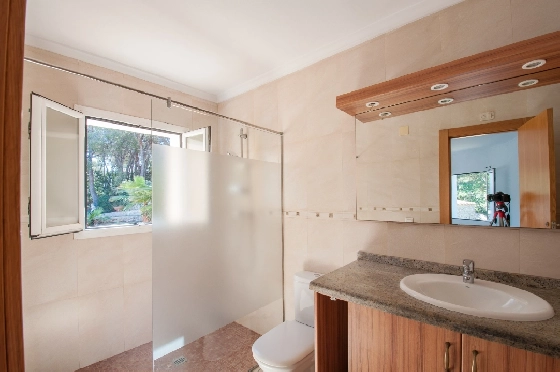 Villa in Javea zu verkaufen, Zona de estar 318 m², Baujahr 1982, Klimaanlage, Terreno 1377 m², 4 Schlafzimmer, 3 Badezimmer, Pool, ref.: AM-12459DA-18
