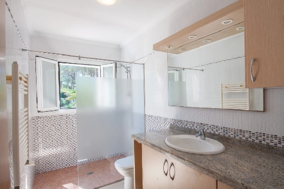 Villa in Javea zu verkaufen, Zona de estar 318 m², Baujahr 1982, Klimaanlage, Terreno 1377 m², 4 Schlafzimmer, 3 Badezimmer, Pool, ref.: AM-12459DA-20