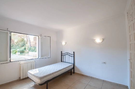 Villa in Javea zu verkaufen, Zona de estar 318 m², Baujahr 1982, Klimaanlage, Terreno 1377 m², 4 Schlafzimmer, 3 Badezimmer, Pool, ref.: AM-12459DA-21