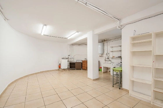Villa in Javea zu verkaufen, Zona de estar 318 m², Baujahr 1982, Klimaanlage, Terreno 1377 m², 4 Schlafzimmer, 3 Badezimmer, Pool, ref.: AM-12459DA-24