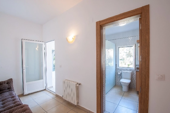 Villa in Javea zu verkaufen, Zona de estar 318 m², Baujahr 1982, Klimaanlage, Terreno 1377 m², 4 Schlafzimmer, 3 Badezimmer, Pool, ref.: AM-12459DA-25