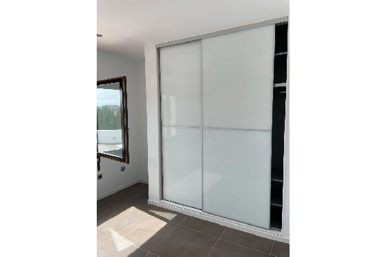 Villa in Moraira zu verkaufen, Zona de estar 283 m², Baujahr 2023, Klimaanlage, Terreno 897 m², 3 Schlafzimmer, 3 Badezimmer, Pool, ref.: AM-12030DA-21