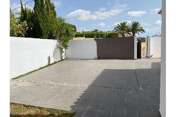 Villa in Moraira zu verkaufen, Zona de estar 283 m², Baujahr 2023, Klimaanlage, Terreno 897 m², 3 Schlafzimmer, 3 Badezimmer, Pool, ref.: AM-12030DA-32