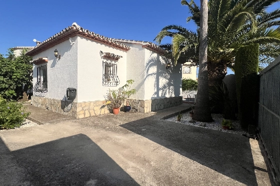 Villa in Els Poblets(Barranquets) zu verkaufen, Zona de estar 120 m², Baujahr 2004, Zustand gepflegt, + Zentralheizung, Klimaanlage, Terreno 402 m², 3 Schlafzimmer, 2 Badezimmer, Pool, ref.: JS-1325-21