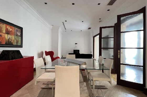 Stadthaus in Pego(Innenstadt) zu verkaufen, Zona de estar 690 m², Baujahr 1930, Zustand gepflegt, + Zentralheizung, Klimaanlage, Terreno 305 m², 6 Schlafzimmer, 5 Badezimmer, ref.: AS-1325-12