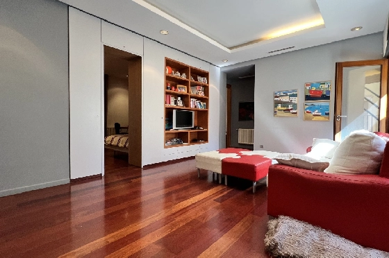 Stadthaus in Pego(Innenstadt) zu verkaufen, Zona de estar 690 m², Baujahr 1930, Zustand gepflegt, + Zentralheizung, Klimaanlage, Terreno 305 m², 6 Schlafzimmer, 5 Badezimmer, ref.: AS-1325-35