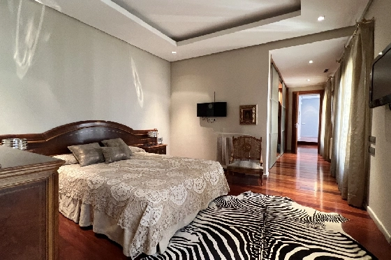 Stadthaus in Pego(Innenstadt) zu verkaufen, Zona de estar 690 m², Baujahr 1930, Zustand gepflegt, + Zentralheizung, Klimaanlage, Terreno 305 m², 6 Schlafzimmer, 5 Badezimmer, ref.: AS-1325-39