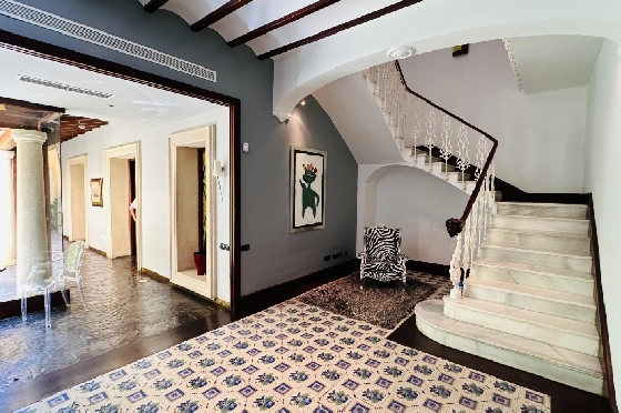 Stadthaus in Pego(Innenstadt) zu verkaufen, Zona de estar 690 m², Baujahr 1930, Zustand gepflegt, + Zentralheizung, Klimaanlage, Terreno 305 m², 6 Schlafzimmer, 5 Badezimmer, ref.: AS-1325-6