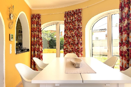 Villa in Els Poblets(Ptda. Revoltes) zu verkaufen, Zona de estar 234 m², Baujahr 2004, Zustand gepflegt, + Zentralheizung, Klimaanlage, Terreno 614 m², 4 Schlafzimmer, 3 Badezimmer, Pool, ref.: AS-1425-15