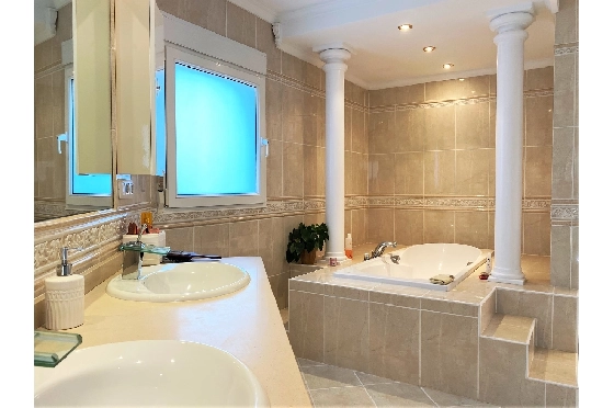 Villa in Els Poblets(Ptda. Revoltes) zu verkaufen, Zona de estar 234 m², Baujahr 2004, Zustand gepflegt, + Zentralheizung, Klimaanlage, Terreno 614 m², 4 Schlafzimmer, 3 Badezimmer, Pool, ref.: AS-1425-23