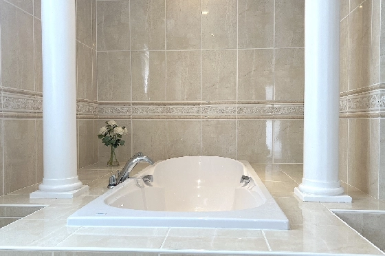 Villa in Els Poblets(Ptda. Revoltes) zu verkaufen, Zona de estar 234 m², Baujahr 2004, Zustand gepflegt, + Zentralheizung, Klimaanlage, Terreno 614 m², 4 Schlafzimmer, 3 Badezimmer, Pool, ref.: AS-1425-24