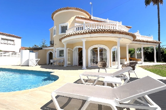 Villa in Els Poblets(Ptda. Revoltes) zu verkaufen, Zona de estar 234 m², Baujahr 2004, Zustand gepflegt, + Zentralheizung, Klimaanlage, Terreno 614 m², 4 Schlafzimmer, 3 Badezimmer, Pool, ref.: AS-1425-3