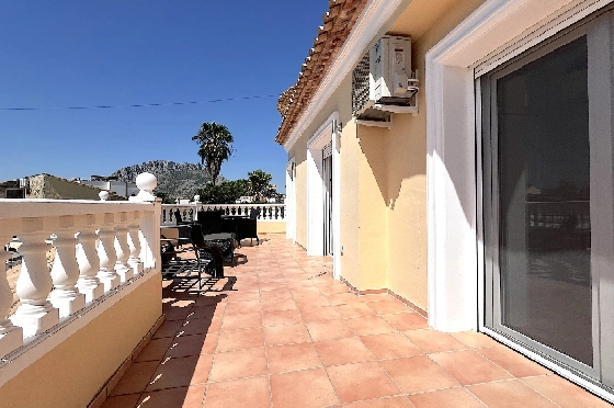 Villa in Els Poblets(Ptda. Revoltes) zu verkaufen, Zona de estar 234 m², Baujahr 2004, Zustand gepflegt, + Zentralheizung, Klimaanlage, Terreno 614 m², 4 Schlafzimmer, 3 Badezimmer, Pool, ref.: AS-1425-40