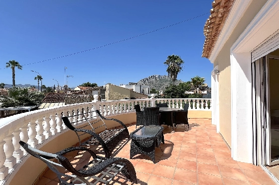 Villa in Els Poblets(Ptda. Revoltes) zu verkaufen, Zona de estar 234 m², Baujahr 2004, Zustand gepflegt, + Zentralheizung, Klimaanlage, Terreno 614 m², 4 Schlafzimmer, 3 Badezimmer, Pool, ref.: AS-1425-41