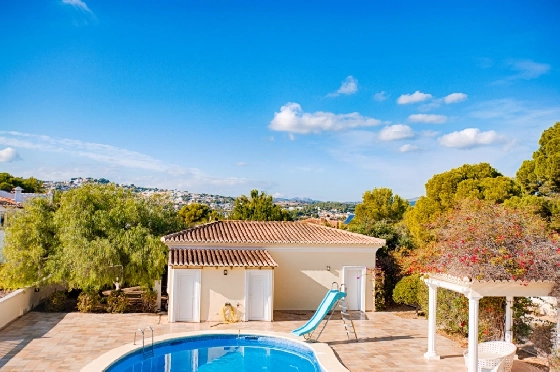 Villa in Moraira zu verkaufen, Zona de estar 466 m², Baujahr 2005, Klimaanlage, Terreno 2040 m², 5 Schlafzimmer, 5 Badezimmer, Pool, ref.: AM-12515DR-15