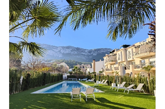 Apartment in Denia zu verkaufen, Zona de estar 76 m², Klimaanlage, Terreno 75 m², 2 Schlafzimmer, 2 Badezimmer, Pool, ref.: LAS3-B1-A05-3