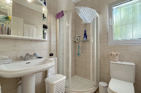 Villa in Pedreguer(Monte Solana) zu verkaufen, Zona de estar 87 m², Baujahr 1999, Zustand gepflegt, + Ofen, Klimaanlage, Terreno 426 m², 3 Schlafzimmer, 3 Badezimmer, Pool, ref.: AS-2425-11